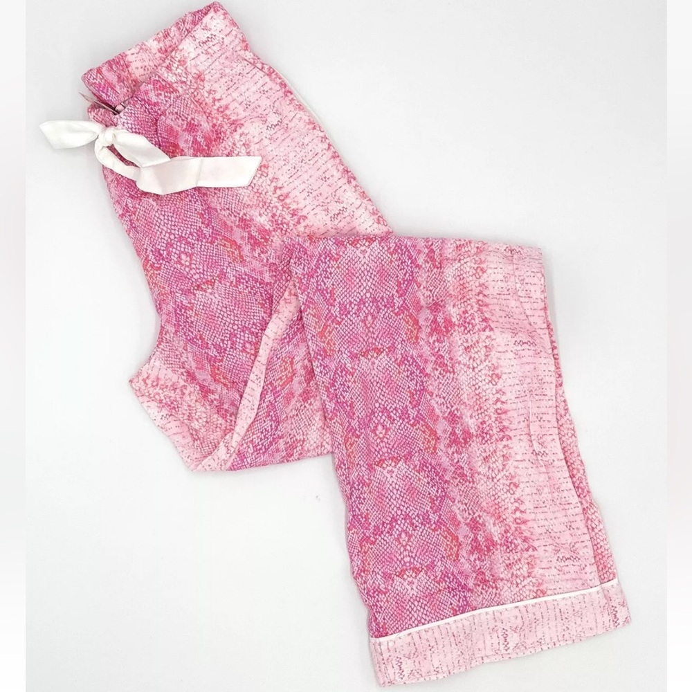 New Victorias’s Secret Flannel Pants